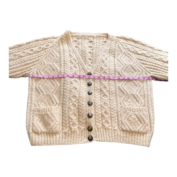Women's Cream Cable Knit Cardigan - Picture 6 of 11